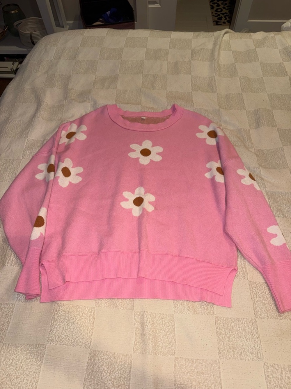 Pink Daisy Knit Sweater - Cozy Floral Crewneck